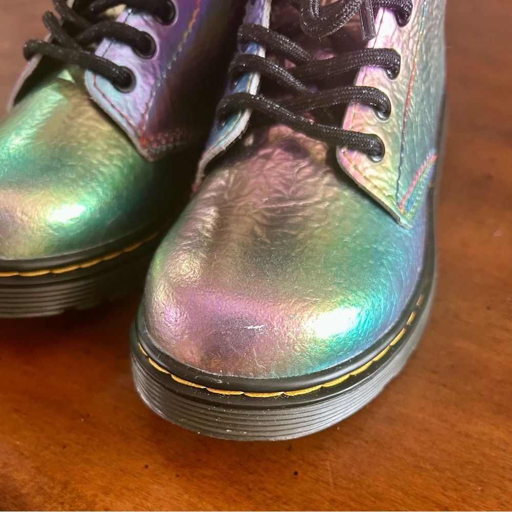 Dr. Marten’s Iridescent Kids Boots - Picture 7 of 8